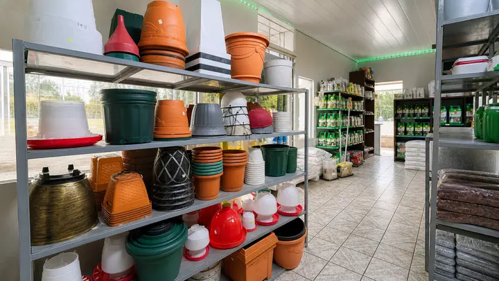 Vista del local relacionada con jardinería